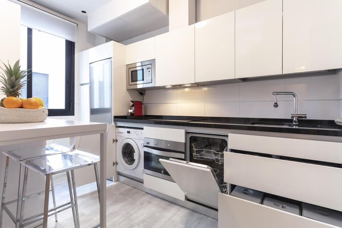 Appartamento -malagasunapts- Privateterrace Freeparking Pool