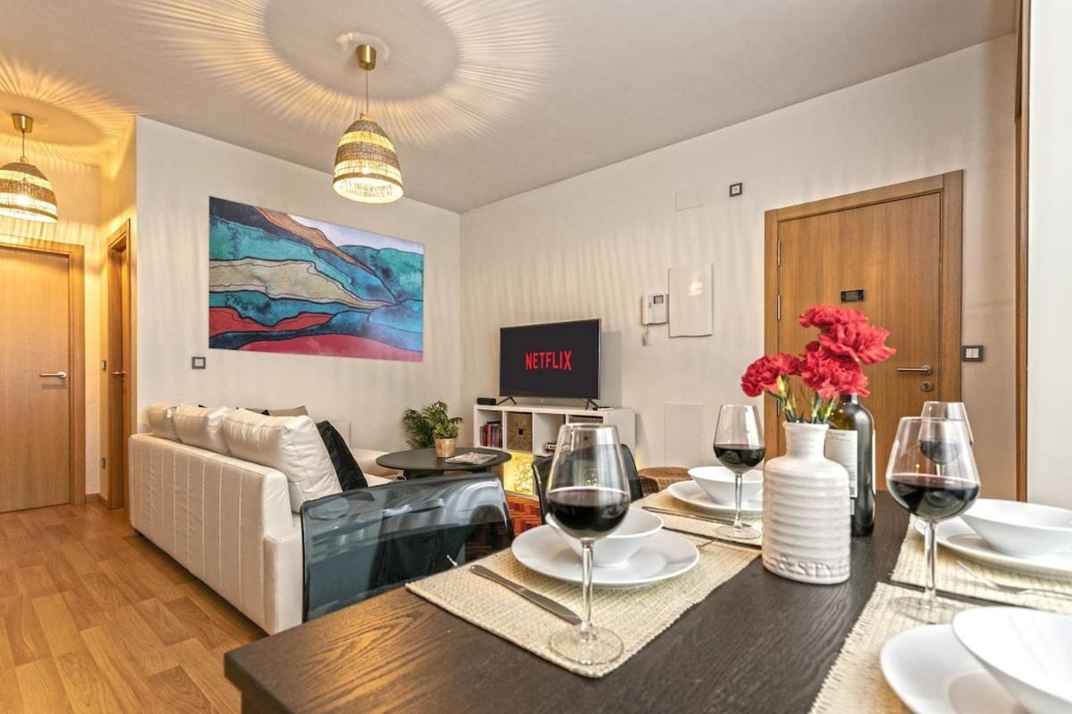 Apartament -malagasunapts- Privateterrace Freeparking Pool